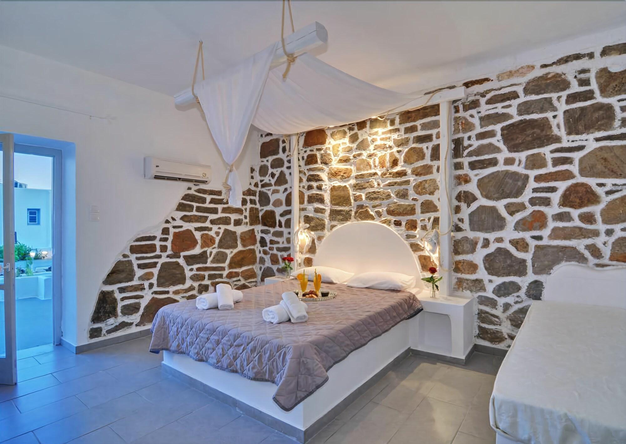 Hotel Adamas Exteriér fotografie